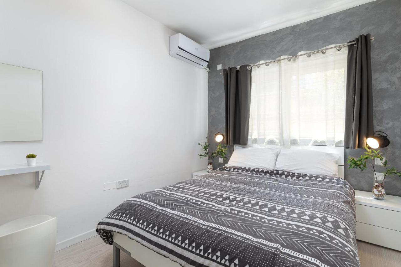 Modern 3 Bedroom & 3 Bathroom Apartment - Near Balluta Bay Saint Julian's ภายนอก รูปภาพ