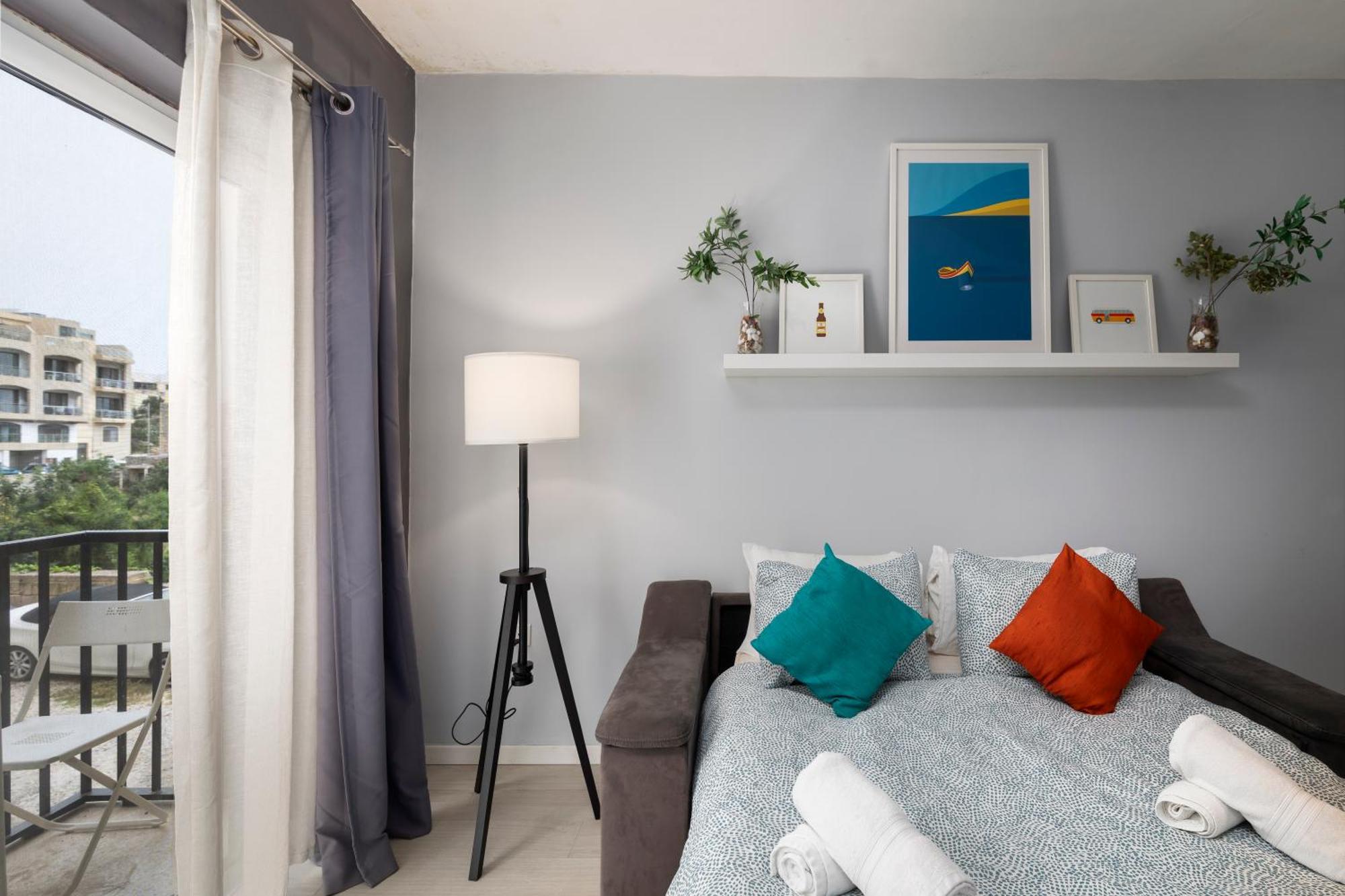 Modern 3 Bedroom & 3 Bathroom Apartment - Near Balluta Bay Saint Julian's ภายนอก รูปภาพ